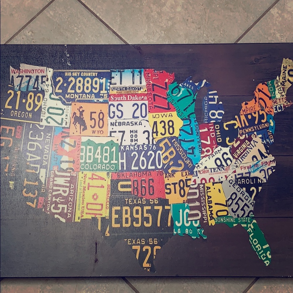 It’s a nice decoration for a boys room!